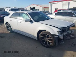 2018 Chrysler 300 with VIN 2C3CCABG9JH214040, listed as a IAAI auction lot 41680235 with 148,316 mi miles. Bid and sale history available at carsss.com. Image 1.