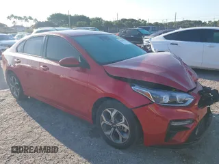 2020 Kia Forte LXS z VIN 3KPF24AD8LE212962, wystawiony jako IAAI lot #41843553 z przebiegiem 14 502 mil mil oraz . Historia ofert i sprzedaży dostępna na DreamBid. Obrazek 1.