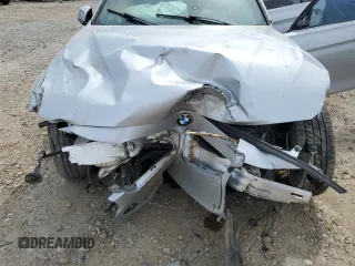 2015 BMW 3 Series 320i с VIN WBA3B1G54FNT07811, выставлен на аукционе Copart как лот 56742425 с пробегом 86 871 миль миль и Списание • Salvage title. История ставок и продаж доступна на DreamBid. Изображение 11.