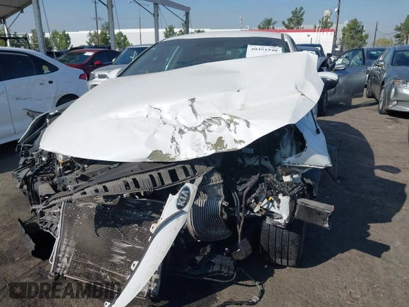 2016 Kia Optima SX Turbo with VIN 5XXGW4L2XGG043934, listed as a IAAI auction lot 40451940 with 86,386 mi miles and . Bid and sale history available at carsss.com. Image 12.