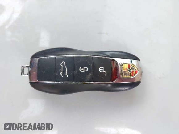 2016 Porsche Cayenne S E-Hybrid z VIN WP1AE2A22GLA17486, wystawiony jako IAAI lot #42229641 z przebiegiem 91 642 mil mil oraz . Historia ofert i sprzedaży dostępna na DreamBid. Obrazek 11.
