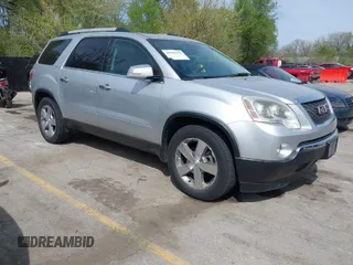 2011 GMC Acadia SLT2 with VIN 1GKKVSEDXBJ418519, listed as a IAAI auction lot 41995970 with 189,265 mi miles. Bid and sale history available at carsss.com. Image 1.
