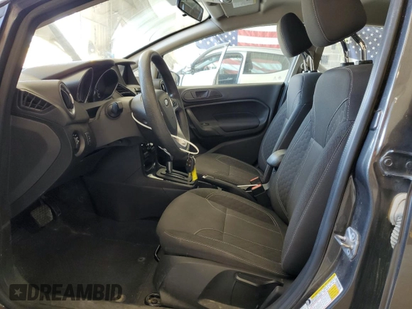2019 Ford Fiesta SE z VIN 3FADP4EJ9KM159868, wystawiony jako Copart lot #58353995 z przebiegiem 87 940 mil mil oraz Szkoda całkowita • Salvage title. Historia ofert i sprzedaży dostępna na DreamBid. Obrazek 7.