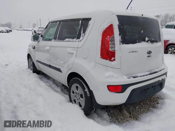 2012 Kia Soul with VIN KNDJT2A51C7400114, listed as a IAAI auction lot 41304983 with 126,666 mi miles. Bid and sale history available at carsss.com. Image 3.
