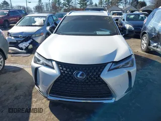 2021 Lexus UX 250h с VIN JTHP9JBH9M2051101, выставлен на аукционе IAAI как лот 41422925 с пробегом 75 262 миль миль и . История ставок и продаж доступна на DreamBid. Изображение 12.
