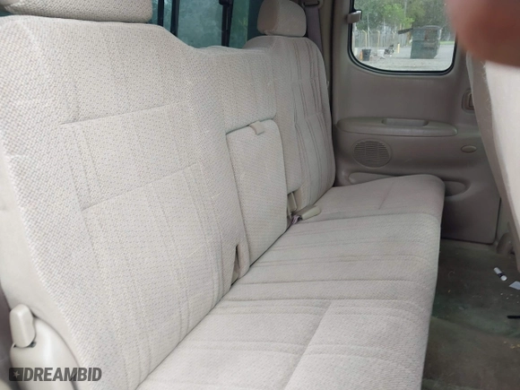 2002 Toyota Tundra SR5 with VIN 5TBBT44112S292924, listed as a IAAI auction lot 41958993 with 216,550 mi miles. Bid and sale history available at carsss.com. Image 8.