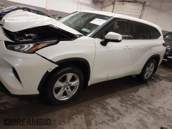2020 Toyota Highlander L z VIN 5TDCZRBH7LS023951, wystawiony jako IAAI lot #41558271 z przebiegiem 42 943 mil mil oraz . Historia ofert i sprzedaży dostępna na DreamBid. Obrazek 17.