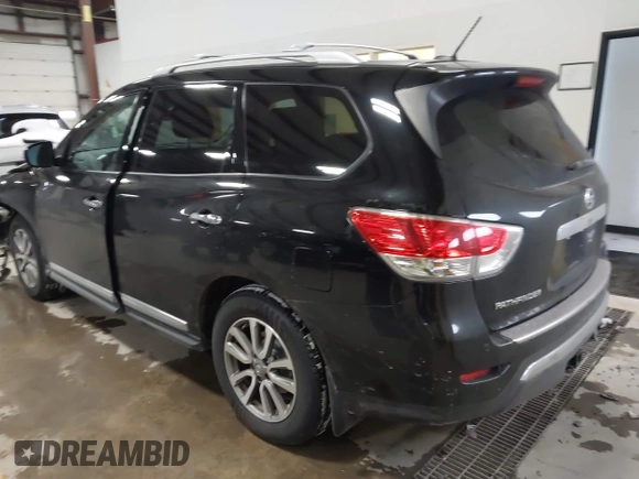 2014 Nissan Pathfinder S with VIN 5N1AR2MM5EC698528, listed as a IAAI auction lot 41270744 with 129,817 mi miles and . Bid and sale history available at DreamBid. Image 3.