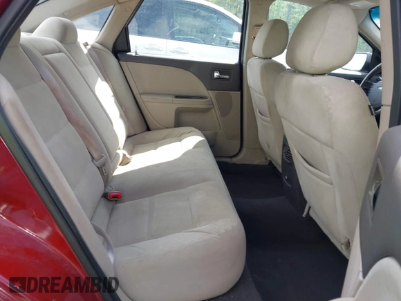 2008 Ford Taurus SEL with VIN 1FAHP24W08G114873, listed as a IAAI auction lot 41970989 with 170,278 mi miles. Bid and sale history available at carsss.com. Image 8.