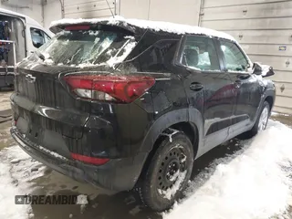 2021 Chevrolet TrailBlazer LS with VIN KL79MNSL7MB085703, listed as a IAAI auction lot 41590450 with 46,894 mi miles. Bid and sale history available at carsss.com. Image 4.