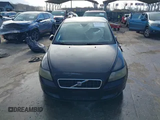 2006 Volvo S40 2.4L with VIN YV1MS382862160847, listed as a IAAI auction lot 41755812 with 163,594 mi miles. Bid and sale history available at carsss.com. Image 12.