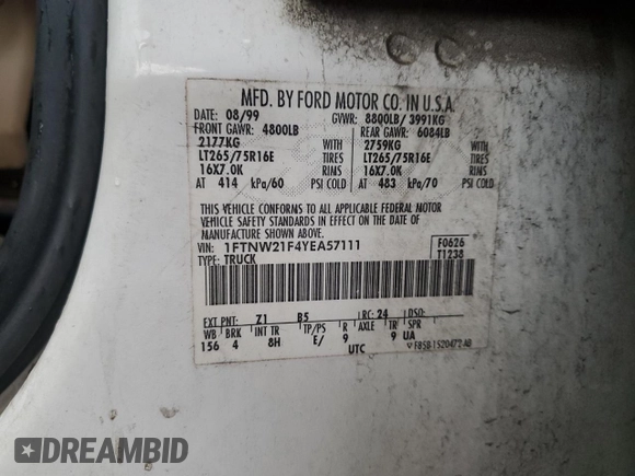 2000 Ford Super Duty F-250 XL with VIN 1FTNW21F4YEA57111, listed as a Copart auction lot 70084424 with 478,074 mi miles and Salvage Title. Bid and sale history available at carsss.com. Image 12.