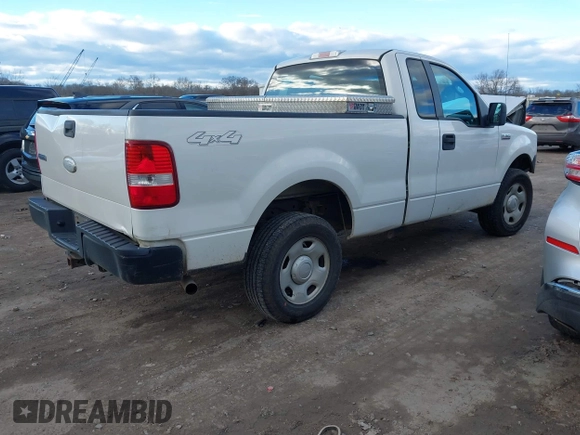2008 Ford F-150 XL with VIN 1FTRF14W28KD60252, listed as a IAAI auction lot 41207864 with 205,993 mi miles. Bid and sale history available at carsss.com. Image 4.
