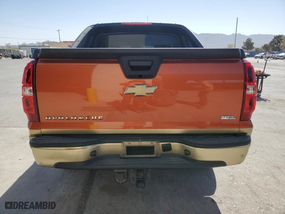 2007 Chevrolet Avalanche LS with VIN 3GNEC12087G155523, listed as a Copart auction lot 52798745 with 198,592 mi miles and Salvage Title. Bid and sale history available at carsss.com. Image 6.