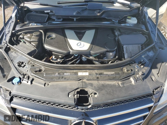 2012 Mercedes-Benz R 350 with VIN 4JGCB2FE8CA146162, listed as a Copart auction lot 48390725 with 85,939 mi miles and Salvage title. Bid and sale history available at DreamBid. Image 12.