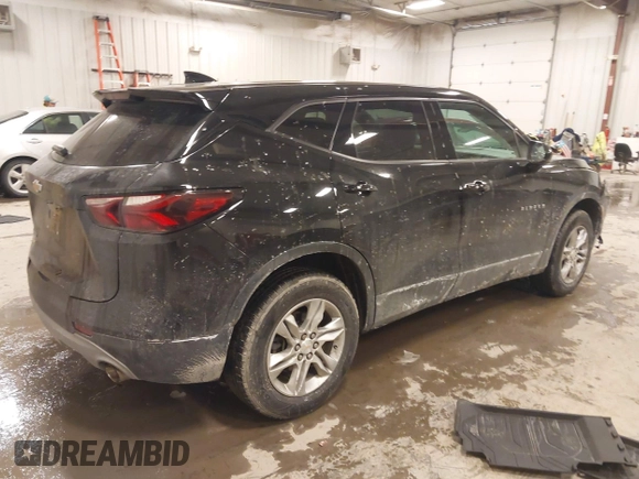 2020 Chevrolet Blazer LT with VIN 3GNKBCR42LS697671, listed as a IAAI auction lot 41641001 with 38,570 mi miles and . Bid and sale history available at DreamBid. Image 4.