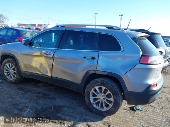2019 Jeep Cherokee Latitude with VIN 1C4PJMCB8KD167282, listed as a IAAI auction lot 41154149 with 142,664 mi miles. Bid and sale history available at carsss.com. Image 14.