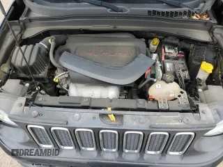 2015 Jeep Renegade Latitude z VIN ZACCJBBT1FPC46815, wystawiony jako Copart lot #73508384 z przebiegiem 84 961 mil mil oraz Szkoda całkowita • Salvage title. Historia ofert i sprzedaży dostępna na DreamBid. Obrazek 11.