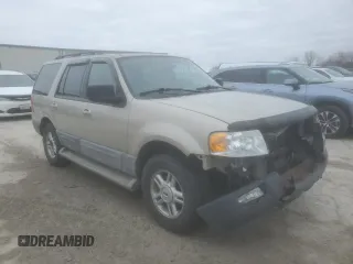 2005 Ford Expedition Special Service with VIN 1FMFU16505LA16305, listed as a Copart auction lot 43919845 with 307,076 mi miles and Salvage Title. Bid and sale history available at carsss.com. Image 4.
