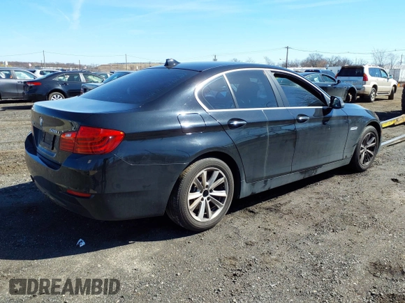 2015 BMW 5 Series 528i xDrive with VIN WBA5A7C50FD621076, listed as a IAAI auction lot 41823319 with 113,631 mi miles and . Bid and sale history available at carsss.com. Image 4.