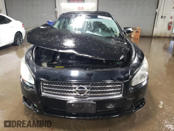 2009 Nissan Maxima S z VIN 1N4AA51EX9C823853, wystawiony jako Copart lot #43222645 z przebiegiem 106 991 mil mil oraz Szkoda całkowita • Salvage title. Historia ofert i sprzedaży dostępna na DreamBid. Obrazek 5.