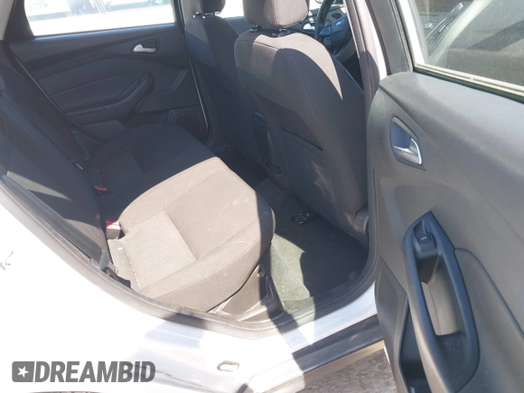 2016 Ford Focus SE with VIN 1FADP3F22GL272491, listed as a IAAI auction lot 42042160 with 140,355 mi miles. Bid and sale history available at carsss.com. Image 8.