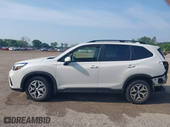 2021 Subaru Forester Premium with VIN JF2SKAJC9MH496376, listed as a IAAI auction lot 42491525 with 25,276 mi miles and . Bid and sale history available at DreamBid. Image 15.