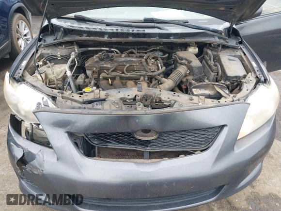 2010 Toyota Corolla z VIN 1NXBU4EEXAZ223869, wystawiony jako IAAI lot #40414351 z przebiegiem 215 219 mil mil oraz . Historia ofert i sprzedaży dostępna na DreamBid. Obrazek 10.