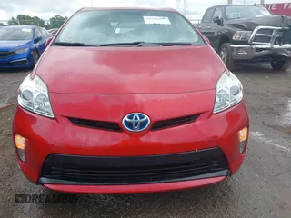 2015 Toyota Prius Four z VIN JTDKN3DU1F1972833, wystawiony jako IAAI lot #42296650 z przebiegiem 153 953 mil mil oraz . Historia ofert i sprzedaży dostępna na DreamBid. Obrazek 13.