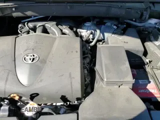 2019 Toyota Highlander SE с VIN 5TDKZRFH0KS315025, выставлен на аукционе Copart как лот 71928135 с пробегом 39 652 миль миль и Списание • Salvage title. История ставок и продаж доступна на DreamBid. Изображение 14.