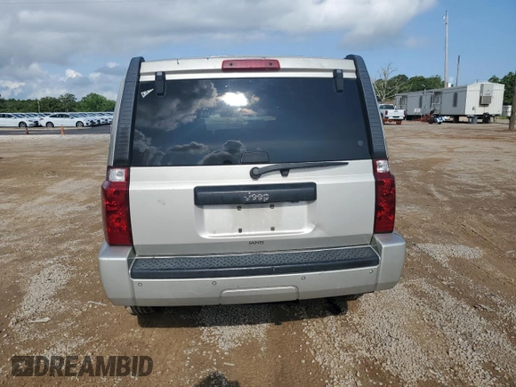 2008 Jeep Commander Sport with VIN 1J8HH48K88C115361, listed as a Copart auction lot 59978715 with 221,157 mi miles and Salvage title. Bid and sale history available at DreamBid. Image 6.