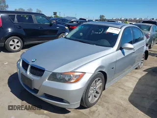 2007 BMW 3 Series 328i with VIN WBAVC53537FZ80538, listed as a IAAI auction lot 42675956 with 235,056 mi miles and . Bid and sale history available at DreamBid. Image 2.