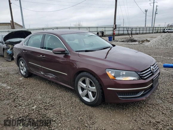 2012 Volkswagen Passat SE z VIN 1VWBH7A33CC031083, wystawiony jako Copart lot #44136025 z przebiegiem 122 007 mil mil oraz Szkoda całkowita • Salvage title. Historia ofert i sprzedaży dostępna na DreamBid. Obrazek 4.