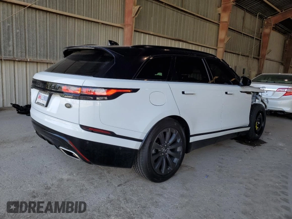2018 Land Rover Range Rover Velar R-Dynamic SE with VIN SALYL2RV6JA762418, listed as a Copart auction lot 65786383 with 61,773 mi miles. Bid and sale history available at carsss.com. Image 3.