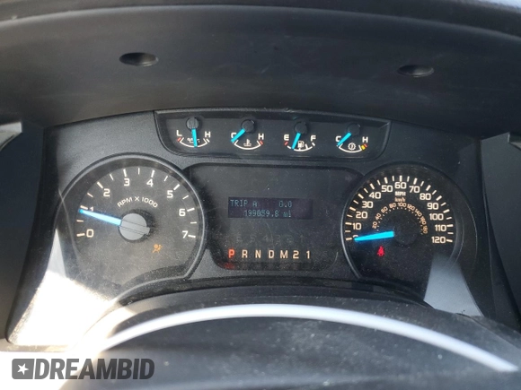 2014 Ford F-150 XL with VIN 1FTFX1EF1EFA81359, listed as a Copart auction lot 53727195 with 199,059 mi miles and Salvage Title. Bid and sale history available at DreamBid. Image 9.