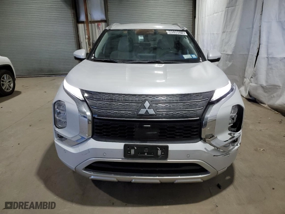 2023 Mitsubishi Outlander SEL with VIN JA4J3VA85PZ037266, listed as a Copart auction lot 88530025 with 37,589 mi miles and Clean Title. Bid and sale history available at carsss.com. Image 5.