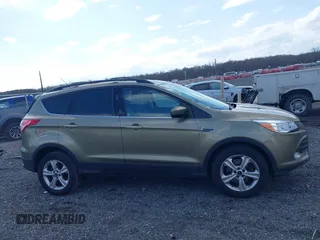 2013 Ford Escape SE с VIN 1FMCU9GXXDUC09846, выставлен на аукционе IAAI как лот 41925442 с пробегом 124 597 миль миль и . История ставок и продаж доступна на DreamBid. Изображение 13.