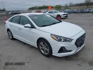 2018 Hyundai Sonata Limited with VIN 5NPE34AF2JH636995, listed as a IAAI auction lot 42105350 with 105,279 mi miles. Bid and sale history available at carsss.com. Image 1.