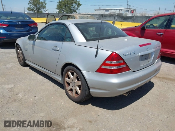 2001 Mercedes-Benz SLK 230 Kompressor with VIN WDBKK49F61F176176, listed as a IAAI auction lot 42467204 with 108,030 mi miles and . Bid and sale history available at DreamBid. Image 3.