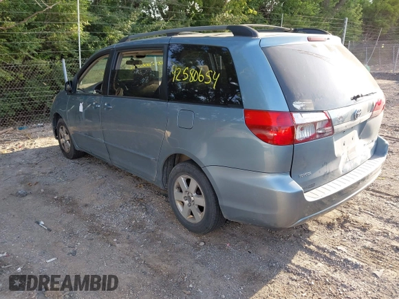 2005 Toyota Sienna CE with VIN 5TDZA23C55S303298, listed as a IAAI auction lot 42580654 with Not provided miles and . Bid and sale history available at DreamBid. Image 3.