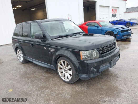 2013 Land Rover Range Rover Sport HSE with VIN SALSF2D48DA807892, listed as a IAAI auction lot 40458407 with 138,428 mi miles. Bid and sale history available at carsss.com. Image 1.