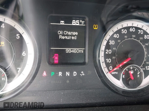 2019 Ram 1500 Tradesman z VIN 3C6RR6KG0KG705946, wystawiony jako IAAI lot #42217999 z przebiegiem 99 460 mil mil oraz . Historia ofert i sprzedaży dostępna na DreamBid. Obrazek 7.