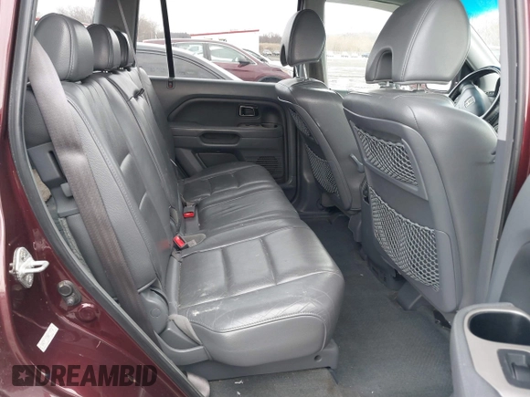 2008 Honda Pilot EX-L with VIN 5FNYF18508B015960, listed as a IAAI auction lot 41511626 with 207,141 mi miles. Bid and sale history available at carsss.com. Image 8.