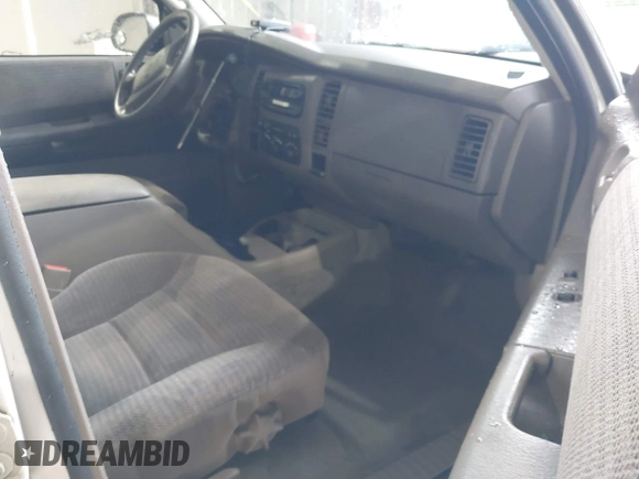 2002 Dodge Durango z VIN 1B4HR48N72F144237, wystawiony jako IAAI lot #42242043 z przebiegiem 72 065 mil mil oraz . Historia ofert i sprzedaży dostępna na DreamBid. Obrazek 5.