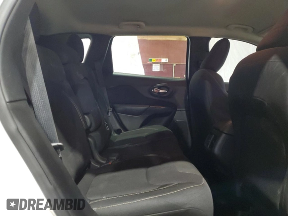 2016 Jeep Cherokee Latitude with VIN 1C4PJMCS1GW118792, listed as a Copart auction lot 53751675 with 141,098 mi miles and Clean title. Bid and sale history available at DreamBid. Image 11.