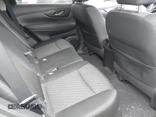 2018 Nissan Rogue SV z VIN KNMAT2MV4JP617844, wystawiony jako IAAI lot #42142365 z przebiegiem 54 001 mil mil oraz . Historia ofert i sprzedaży dostępna na DreamBid. Obrazek 8.