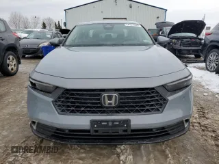 2025 Honda Accord Touring with VIN 1HGCY2F80SA800276, listed as a Copart auction lot 44731645 with 8,029 mi miles and Clean title. Bid and sale history available at DreamBid. Image 5.