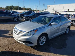 2011 Hyundai Sonata GLS PZEV with VIN 5NPEB4AC5BH180128, listed as a IAAI auction lot 41079228 with 125,710 mi miles. Bid and sale history available at carsss.com. Image 18.