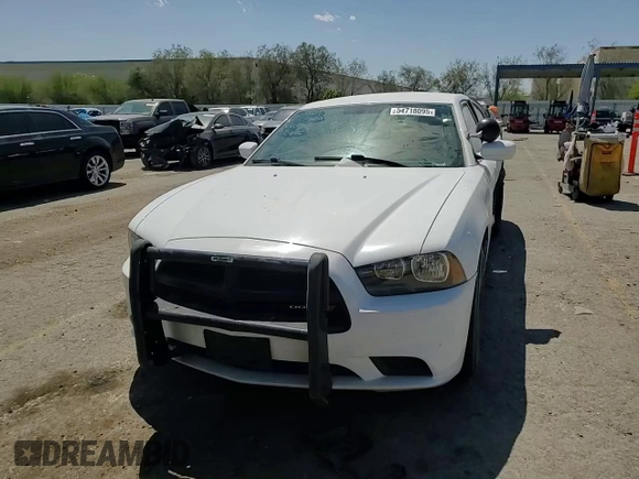 2013 Dodge Charger Police z VIN 2C3CDXAT1DH608036, wystawiony jako Copart lot #54718095 z przebiegiem 115 827 mil mil oraz Szkoda całkowita • Salvage title. Historia ofert i sprzedaży dostępna na DreamBid. Obrazek 13.