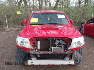 2007 Toyota Tacoma with VIN 5TELU42N17Z366853, listed as a IAAI auction lot 41937578 with 309,953 mi miles and . Bid and sale history available at DreamBid. Image 12.